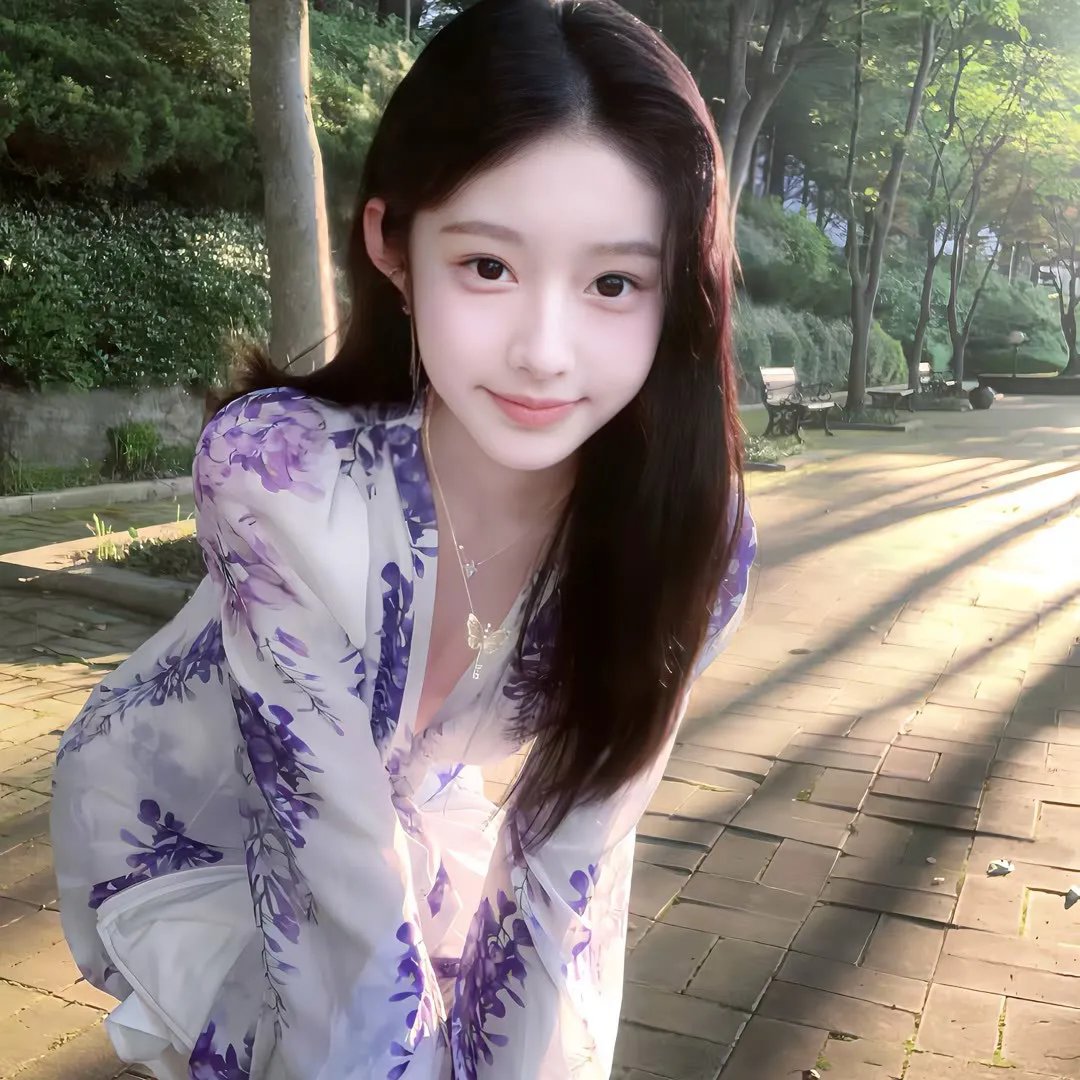 黄阿丽：小眼镜蛇